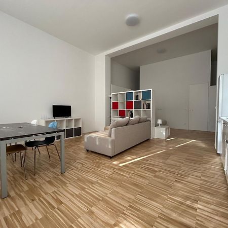 Apartamento Open Space2 D'Apulia11 Milán Exterior foto